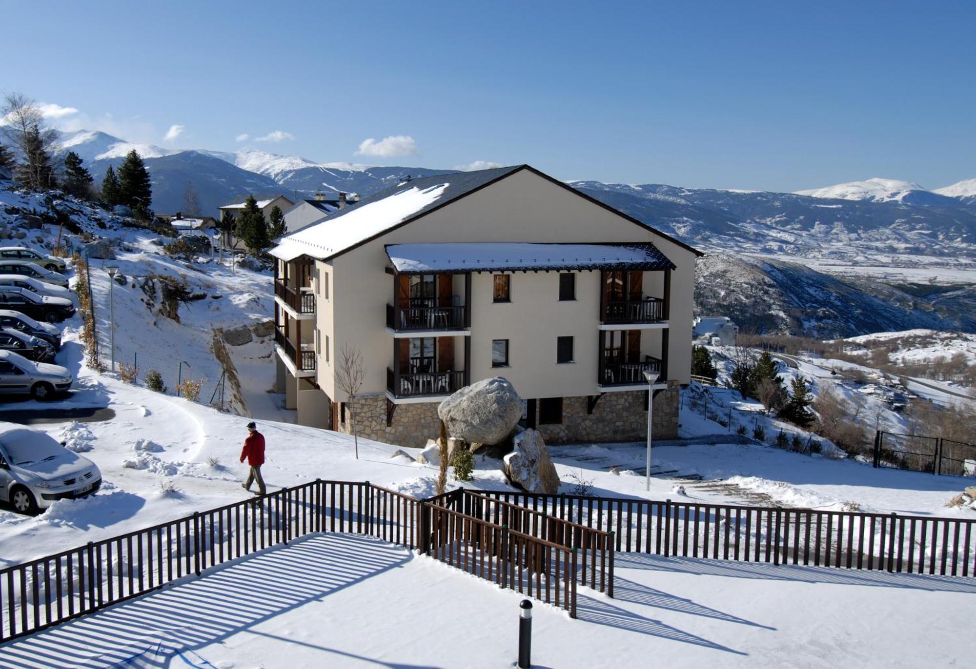 Residence Odalys Mille Soleils Font-Romeu-Odeillo-Via Eksteriør billede