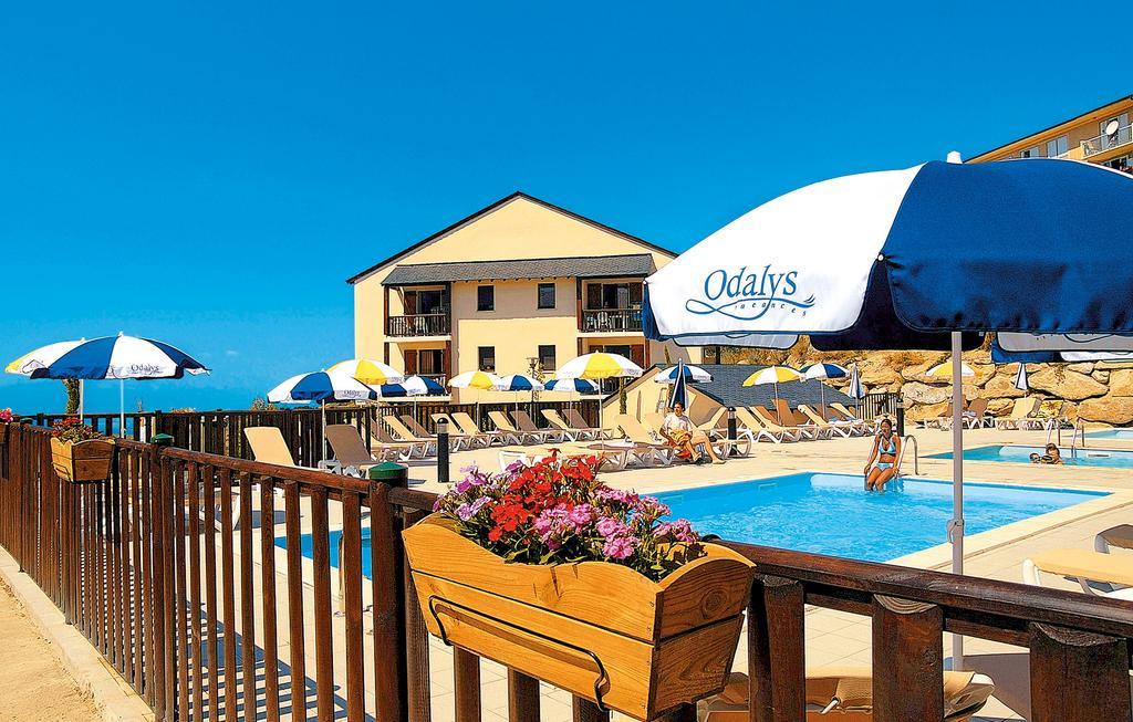 Residence Odalys Mille Soleils Font-Romeu-Odeillo-Via Eksteriør billede