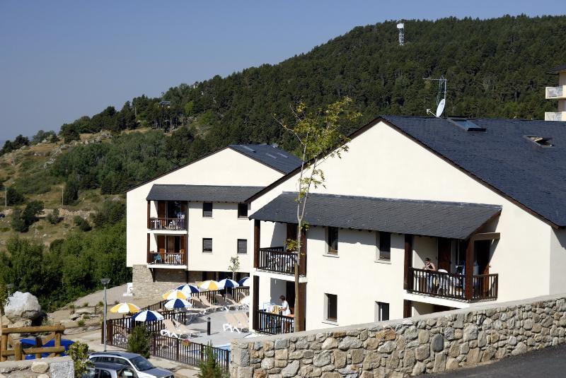 Residence Odalys Mille Soleils Font-Romeu-Odeillo-Via Eksteriør billede